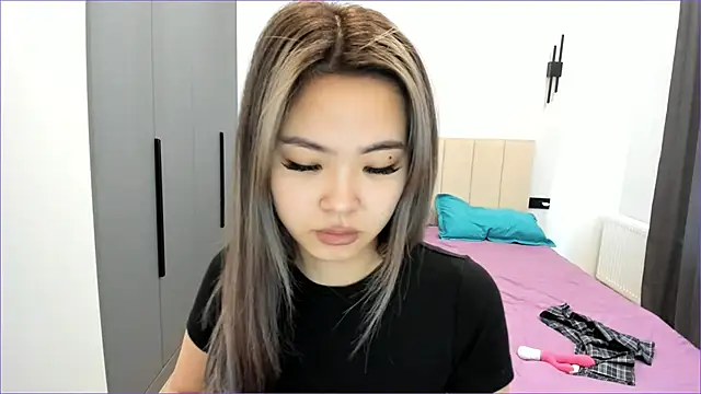 Maakimita online show from October 28, 2025, 7:51 am