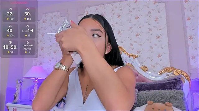 SharonBonet online show from February 12, 2026, 11:32 am