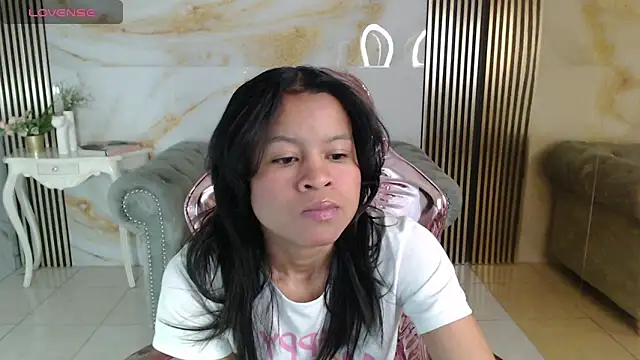 Snapshot of catalina5_s chatting on February 4, 2026, 12:55 pm catalina5 s online show from February 4, 2026, 12:55 pm