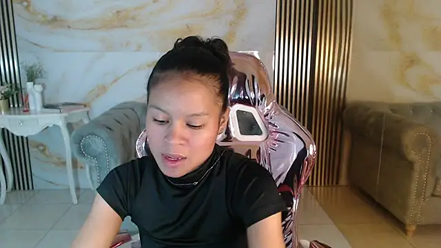 Snapshot of catalina5_s chatting on January 11, 2026, 1:07 pm catalina5 s online show from January 11, 2026, 1:07 pm