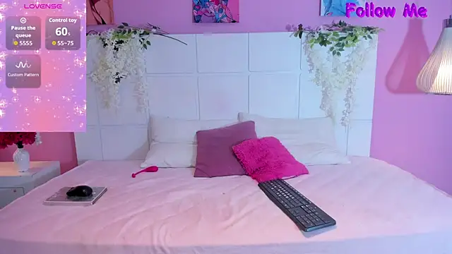 Snapshot of Emajhonsson1 chatting on September 12, 2025, 9:03 pm Emajhonsson1 online show from September 12, 2025, 9:03 pm