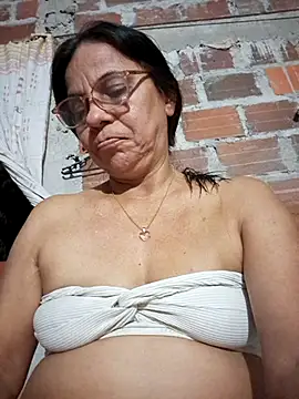 Snapshot of Lucerito-Hot chatting on December 1, 2025, 2:23 am Lucerito-Hot online show from December 1, 2025, 2:23 am