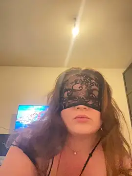 Snapshot of souwiinsucre chatting on September 9, 2025, 10:19 pm souwiinsucre online show from September 9, 2025, 10:19 pm