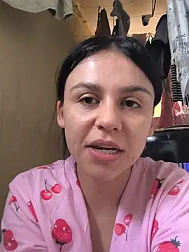 Daniela-rosee online show from July 5, 2026, 6:04 pm