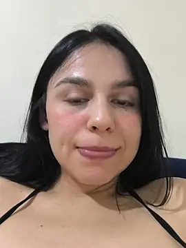 Snapshot of Daniela-rosee chatting on May 15, 2026, 11:47 pm Daniela-rosee online show from May 15, 2026, 11:47 pm
