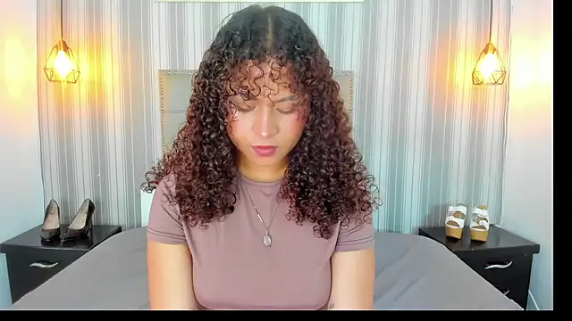 Sofiapassionne online show from June 21, 2026, 2:56 pm
