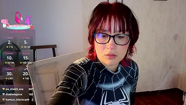 Snapshot of RobinBennett chatting on December 14, 2025, 1:17 pm RobinBennett online show from December 14, 2025, 1:17 pm