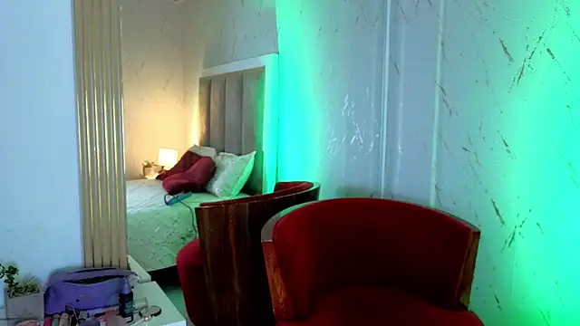 Snapshot of RobinBennett chatting on November 6, 2025, 3:54 am RobinBennett online show from November 6, 2025, 3:54 am