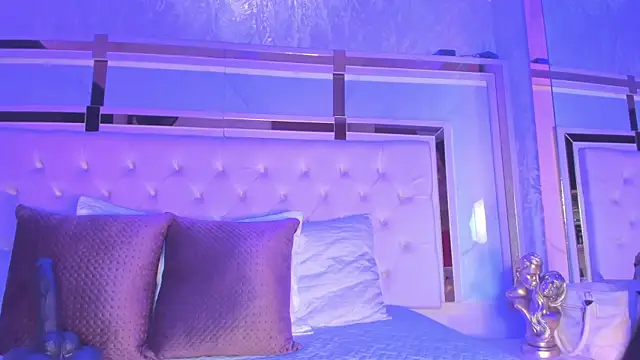 Snapshot of Cameron_Hearts chatting on February 16, 2026, 12:26 pm Cameron Hearts online show from February 16, 2026, 12:26 pm