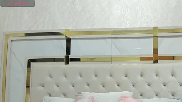 Snapshot of Cameron_Hearts chatting on December 20, 2025, 11:57 am Cameron Hearts online show from December 20, 2025, 11:57 am