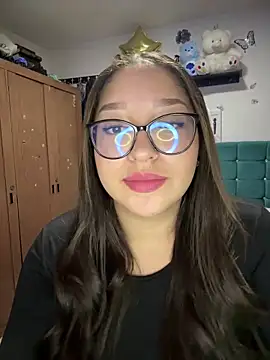 Snapshot of Whiitney_Bloom chatting on September 15, 2025, 2:12 am Whiitney Bloom online show from September 15, 2025, 2:12 am