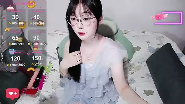 baby-yaya20 online show from July 29, 2026, 1:32 pm