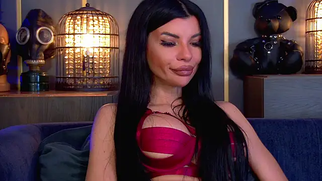 Snapshot of EleniaDevons chatting on February 16, 2026, 3:43 pm EleniaDevons online show from February 16, 2026, 3:43 pm