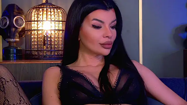 Snapshot of EleniaDevons chatting on January 16, 2026, 11:25 am EleniaDevons online show from January 16, 2026, 11:25 am