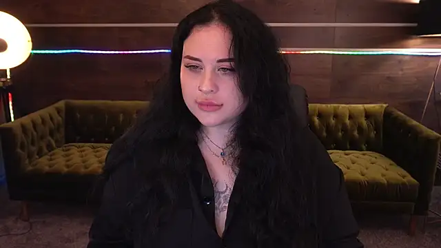 SerahMirabeli online show from September 10, 2025, 2:16 pm