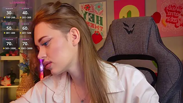 Snapshot of FlexyFox chatting on March 11, 2026, 2:44 pm FlexyFox online show from March 11, 2026, 2:44 pm