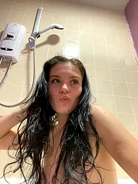 Camwithchlox online show from October 12, 2025, 6:53 pm
