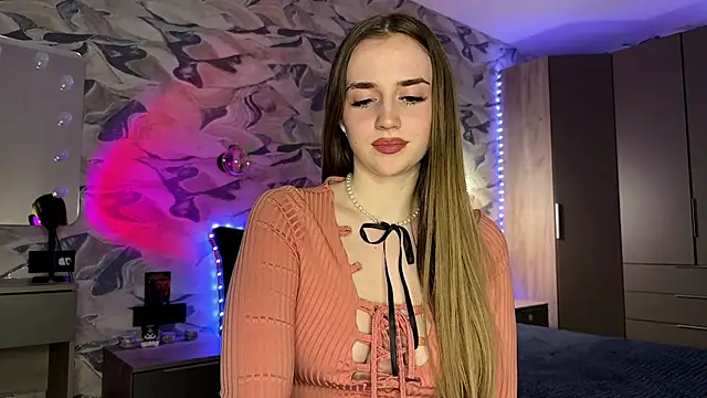 Snapshot of Jessica1West chatting on April 23, 2026, 5:25 pm Jessica1West online show from April 23, 2026, 5:25 pm