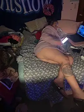 shortywidaphatty online show from October 7, 2025, 10:11 pm