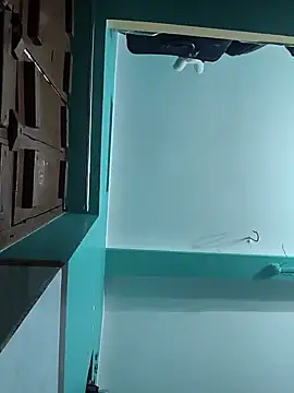 cuteeepriya online show from October 25, 2025, 2:33 am