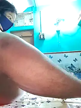 cuteeepriya online show from October 8, 2025, 3:02 pm