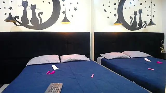 Snapshot of Aisha_Noir chatting on October 4, 2025, 11:56 am Aisha Noir online show from October 4, 2025, 11:56 am