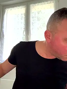 Snapshot of Marronglace1 chatting on January 14, 2026, 2:42 pm Marronglace1 online show from January 14, 2026, 2:42 pm