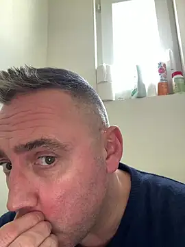 Snapshot of Marronglace1 chatting on February 12, 2026, 2:28 pm Marronglace1 online show from February 12, 2026, 2:28 pm