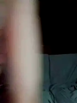 Malcom2f online show from November 17, 2025, 9:08 pm