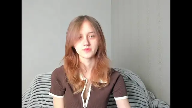 Snapshot of dreamy_pollyyy chatting on January 12, 2026, 2:40 am dreamy pollyyy online show from January 12, 2026, 2:40 am