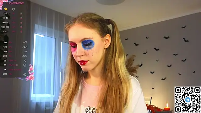 Succubelle online show from October 31, 2025, 6:32 am