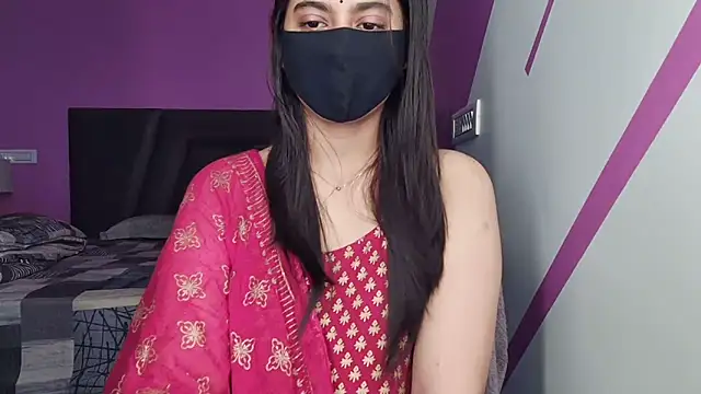 Snapshot of Tanya-mittal chatting on April 15, 2026, 5:24 am Tanya-mittal online show from April 15, 2026, 5:24 am