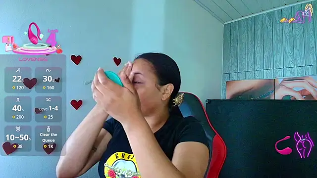 susan mooree online show from February 25, 2026, 8:19 pm