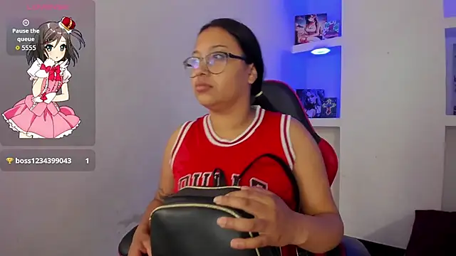 susan mooree online show from April 5, 2026, 12:12 pm