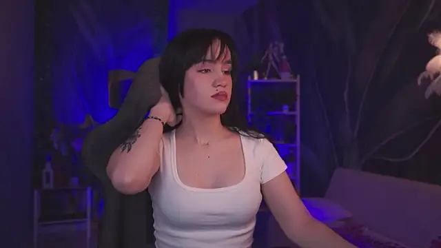 MonicaFarmer online show from March 20, 2026, 12:11 am