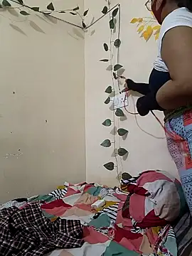 Snapshot of mia_ka_khalifaaa chatting on September 19, 2025, 11:36 am mia ka khalifaaa online show from September 19, 2025, 11:36 am