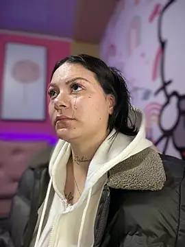 Megaan  More online show from November 20, 2025, 2:23 am