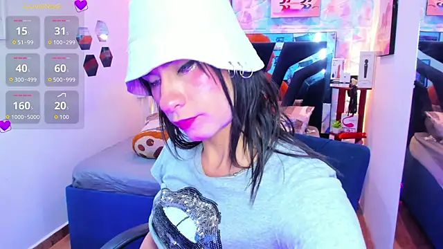 Charlotte Landry   online show from February 28, 2026, 4:50 pm