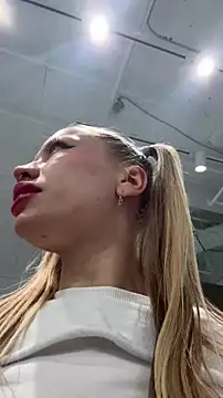 Snapshot of Sugar_Pop chatting on September 30, 2025, 2:23 pm Sugar Pop online show from September 30, 2025, 2:23 pm