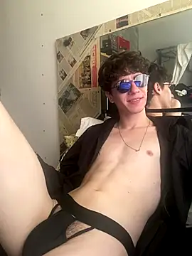 HeiRique online show from September 15, 2025, 3:56 pm