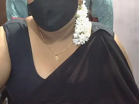 Snapshot of Nisha-telugu chatting on February 6, 2026, 5:20 pm Nisha-telugu online show from February 6, 2026, 5:20 pm