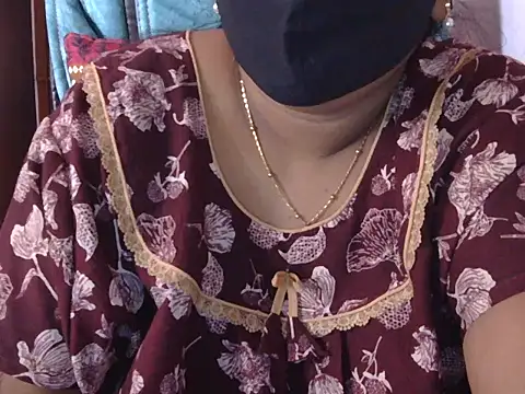 Snapshot of Nisha-telugu chatting on February 7, 2026, 10:01 am Nisha-telugu online show from February 7, 2026, 10:01 am