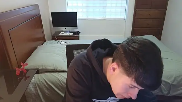 tightncuteass online show from September 13, 2025, 10:21 pm