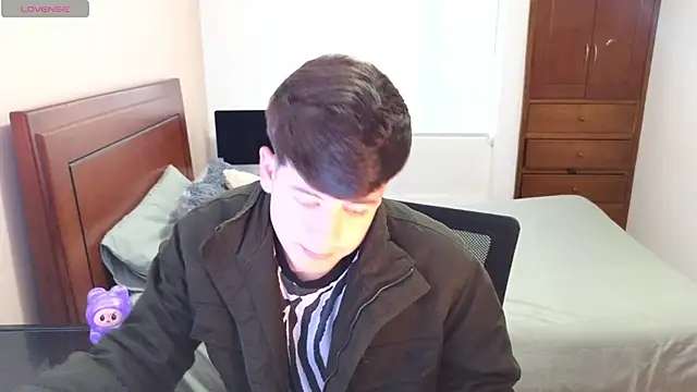 tightncuteass online show from October 16, 2025, 10:18 pm