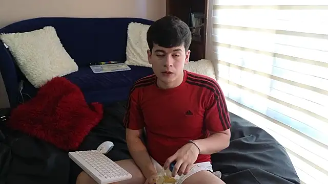 tightncuteass online show from February 27, 2026, 7:46 pm