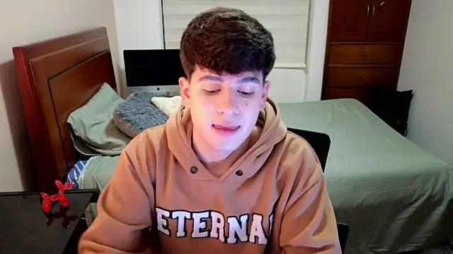 tightncuteass online show from October 23, 2025, 12:31 am