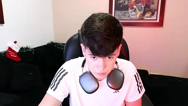 tightncuteass online show from November 20, 2025, 11:36 pm