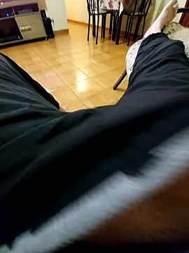 Snapshot of RoddieX chatting on October 11, 2025, 9:49 pm RoddieX online show from October 11, 2025, 9:49 pm