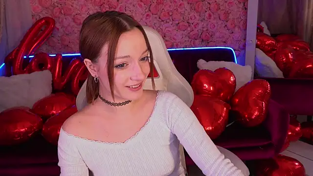 Snapshot of FoxyMayy chatting on February 12, 2026, 2:28 pm FoxyMayy online show from February 12, 2026, 2:28 pm