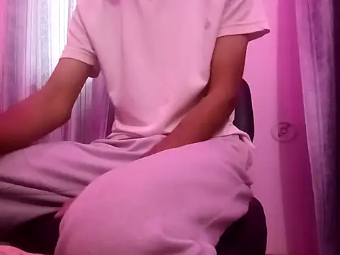 ash706339 online show from October 1, 2025, 7:57 am